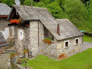 Ferienhaus Valle Verzasca Rustico Lorentino picture 1